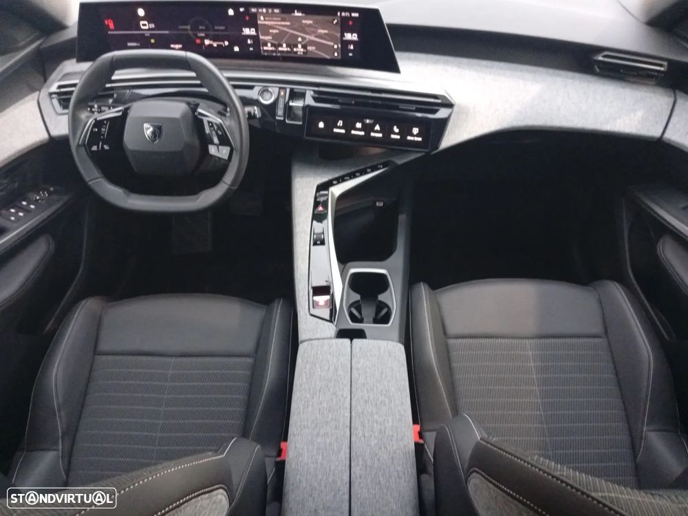 Peugeot 5008 1.2 Hybrid Allure e-DCS6 - 11