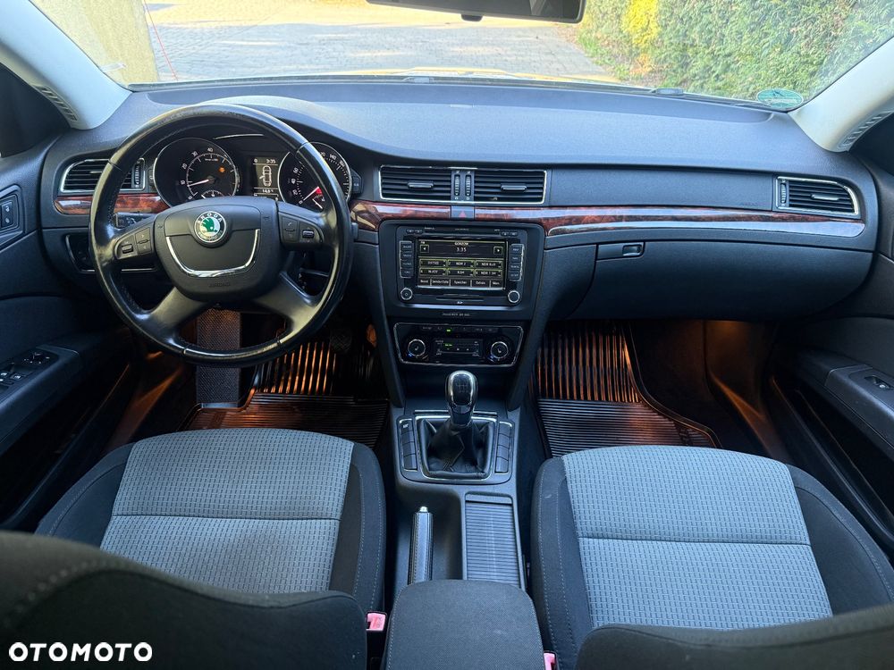 Skoda Superb 1.4 TSI Exclusive - 25