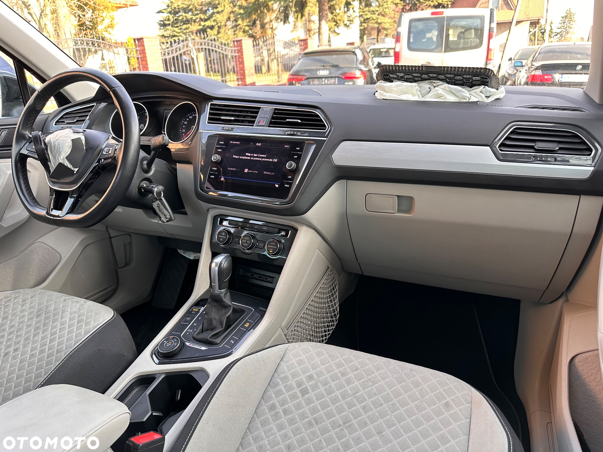 Volkswagen Tiguan - 19