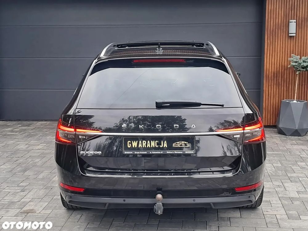 Skoda Superb 2.0 TDI DSG Premium Edition - 10