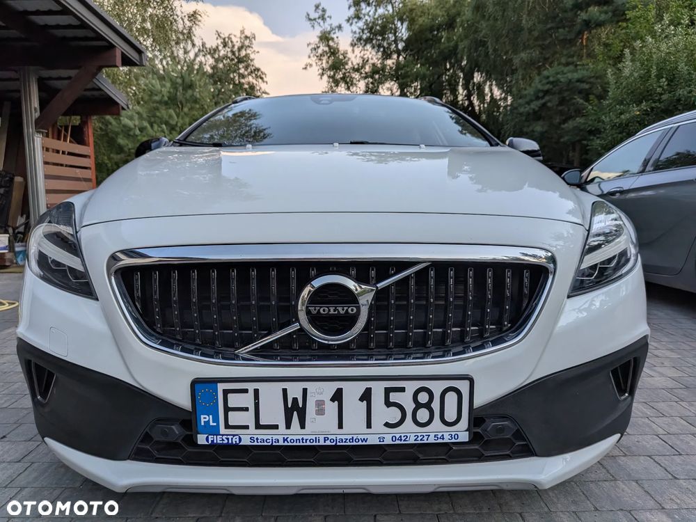 Volvo V40 Cross Country - 5