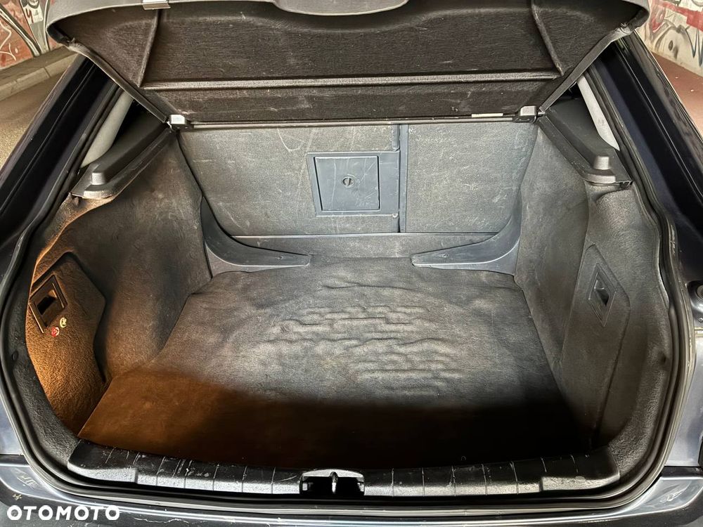 Opel Vectra 1.9 CDTI Sport / GTS - 10