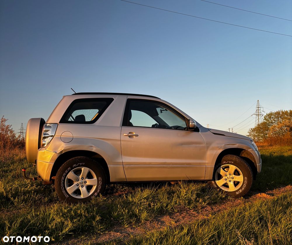 Suzuki Grand Vitara 2.4 Comfort - 7