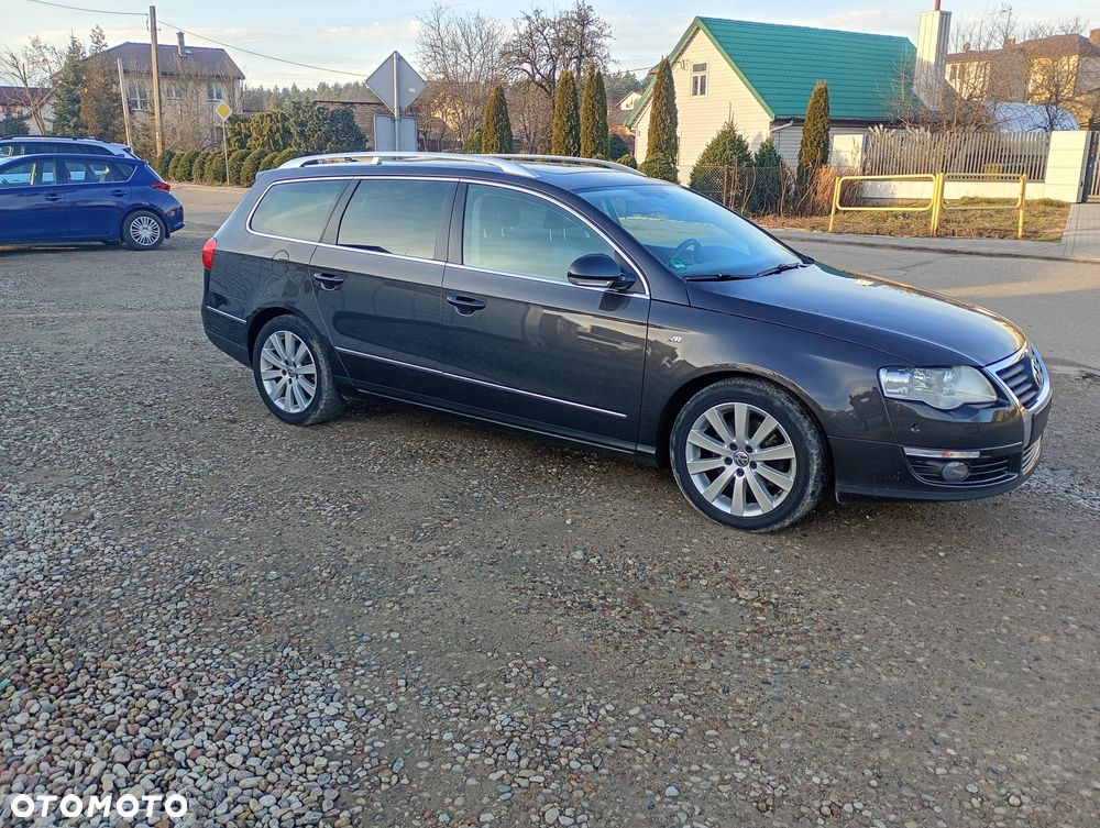 Volkswagen Passat 2.0 TDI 4Motion Highline - 36