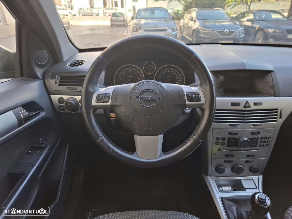 Opel Astra - 2