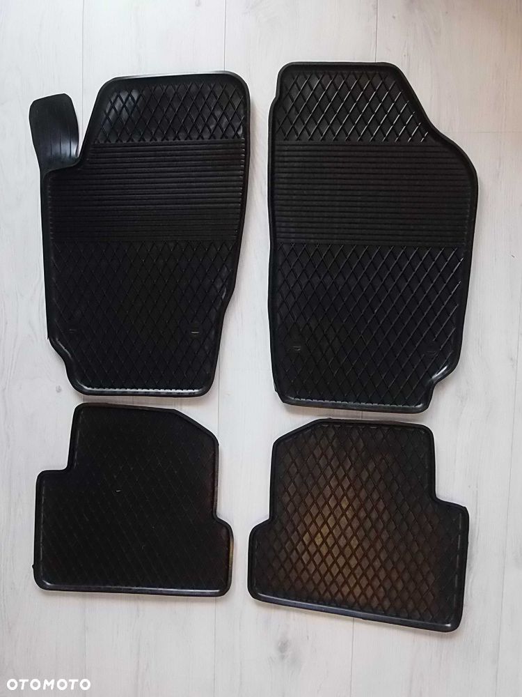 Dywaniki Gumowe SEAT Altea Ibiza Leon Toledo Arosa Exeo Cordoba - 2