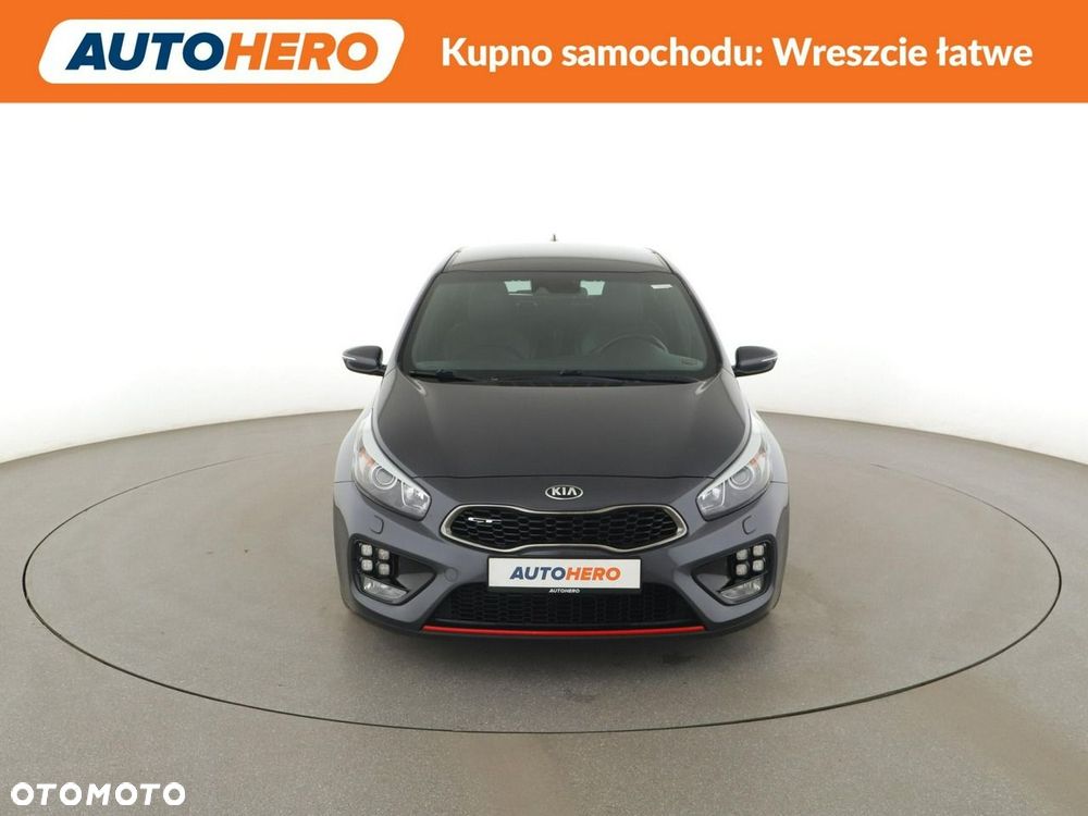 Kia Ceed 1.6 T-GDI GT-Track - 12