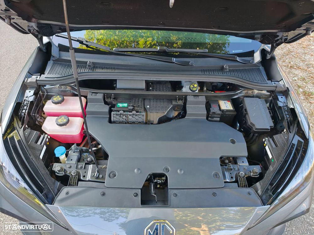 MG MG4 51 kWh Standard - 41