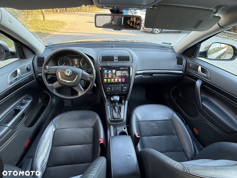 Skoda Octavia 1.8 TSI DSG Laurin & Klement - 12