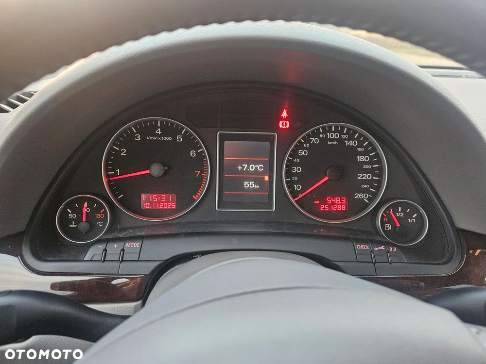 Audi A4 Limousine 2 - 9