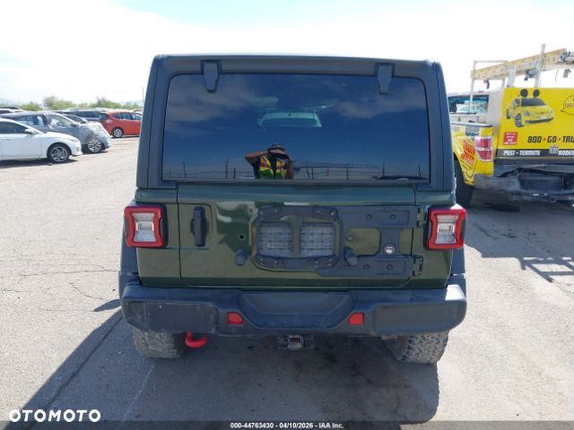 Jeep Wrangler - 15