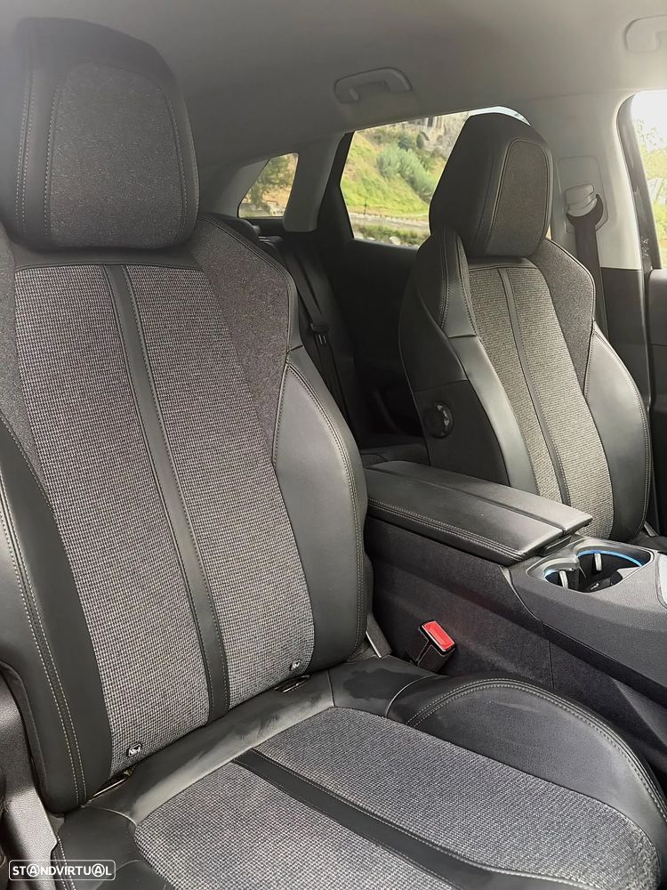 Peugeot 3008 225 e-EAT8 Allure Pack - 18