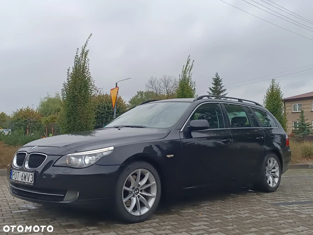 BMW Seria 5 520d Touring Special Edition - 1