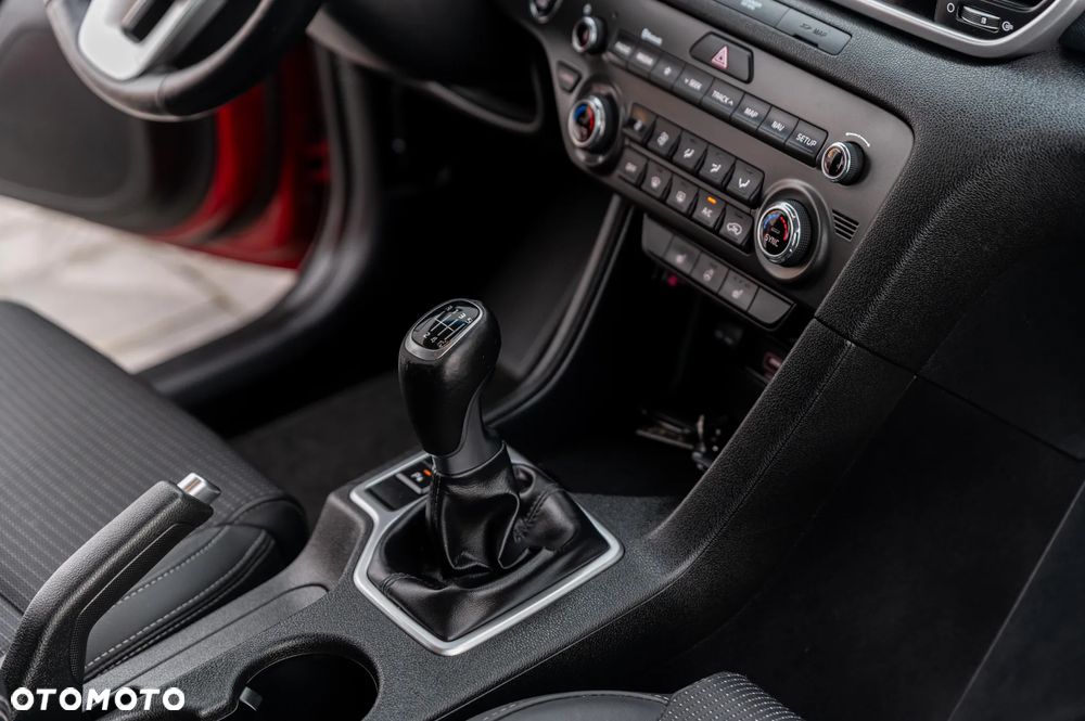 Kia Sportage 1.6 GDI 2WD Vision - 25