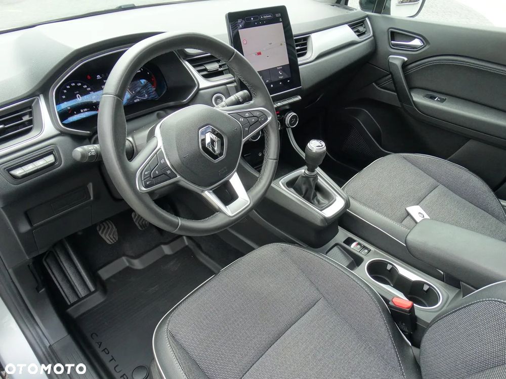 Renault Captur 1.3 TCe mHEV Techno - 17