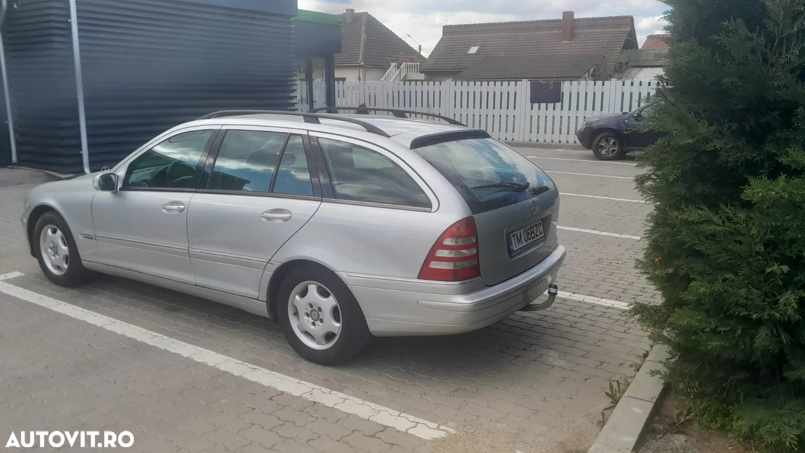 Mercedes-Benz C - 4