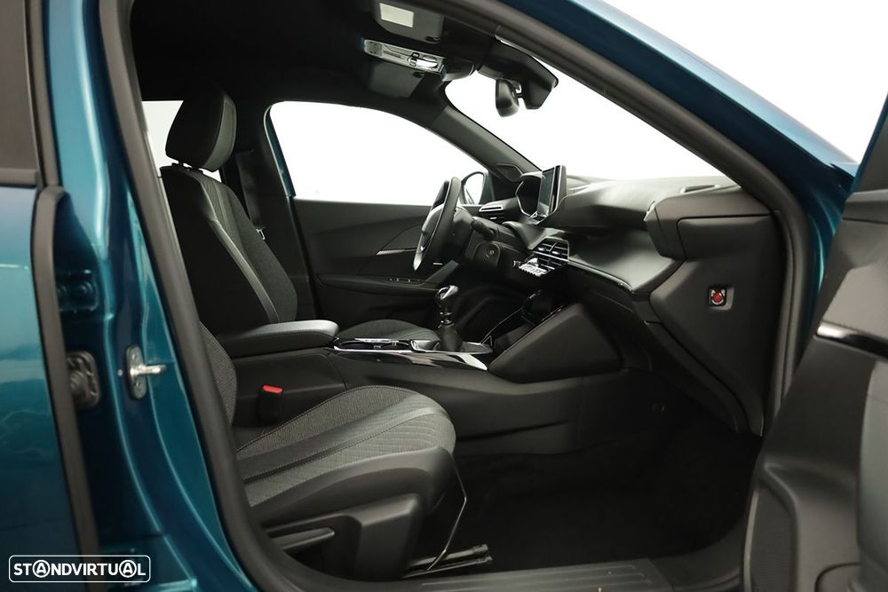 Peugeot 2008 1.2 PureTech Allure - 22