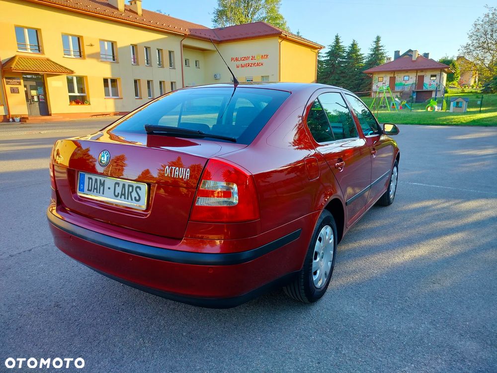 Skoda Octavia 1.6 Style - 2