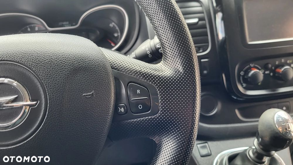 Opel Vivaro - 13