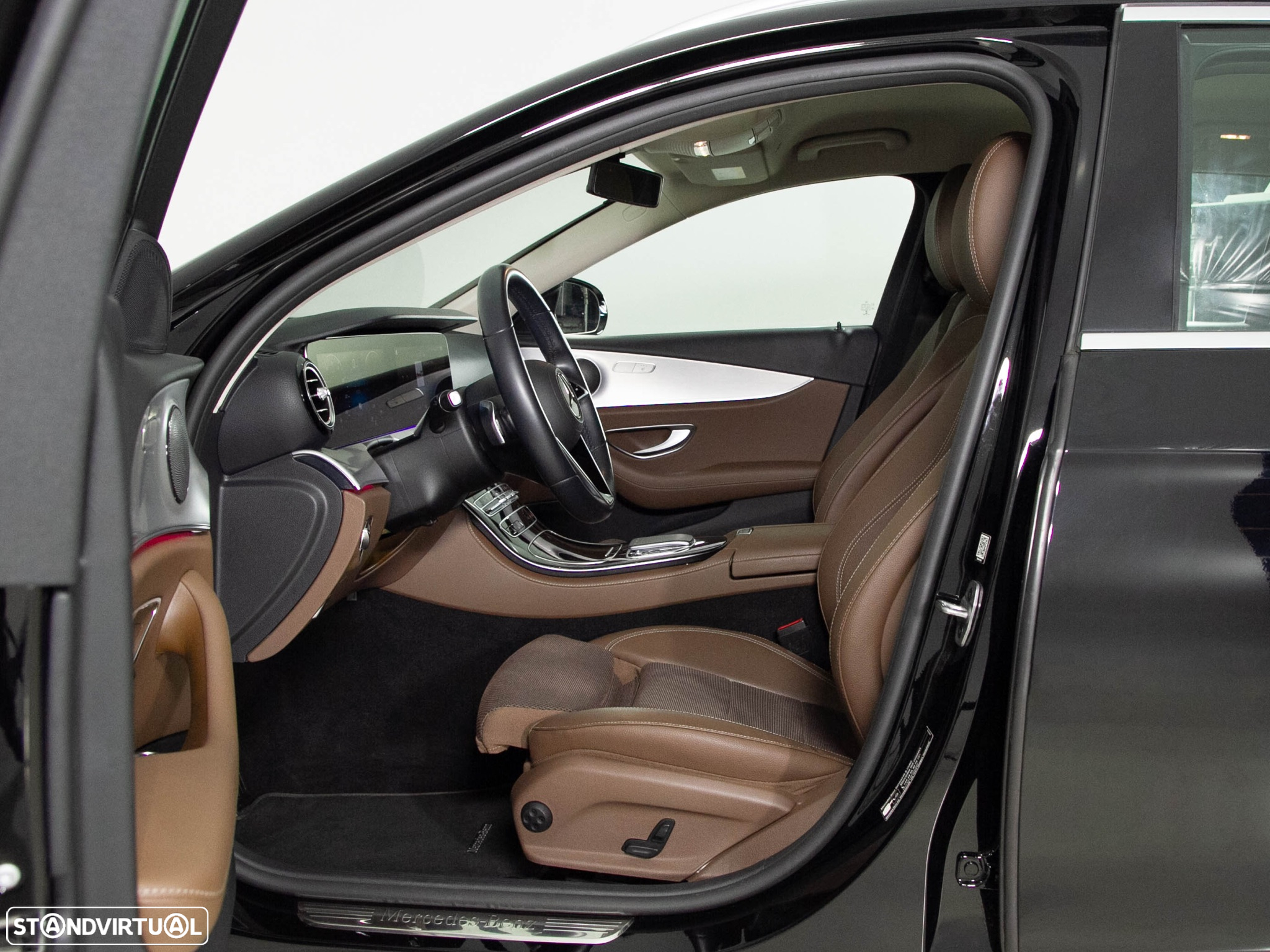 Mercedes-Benz E 300 de Avantgarde 4Matic - 19