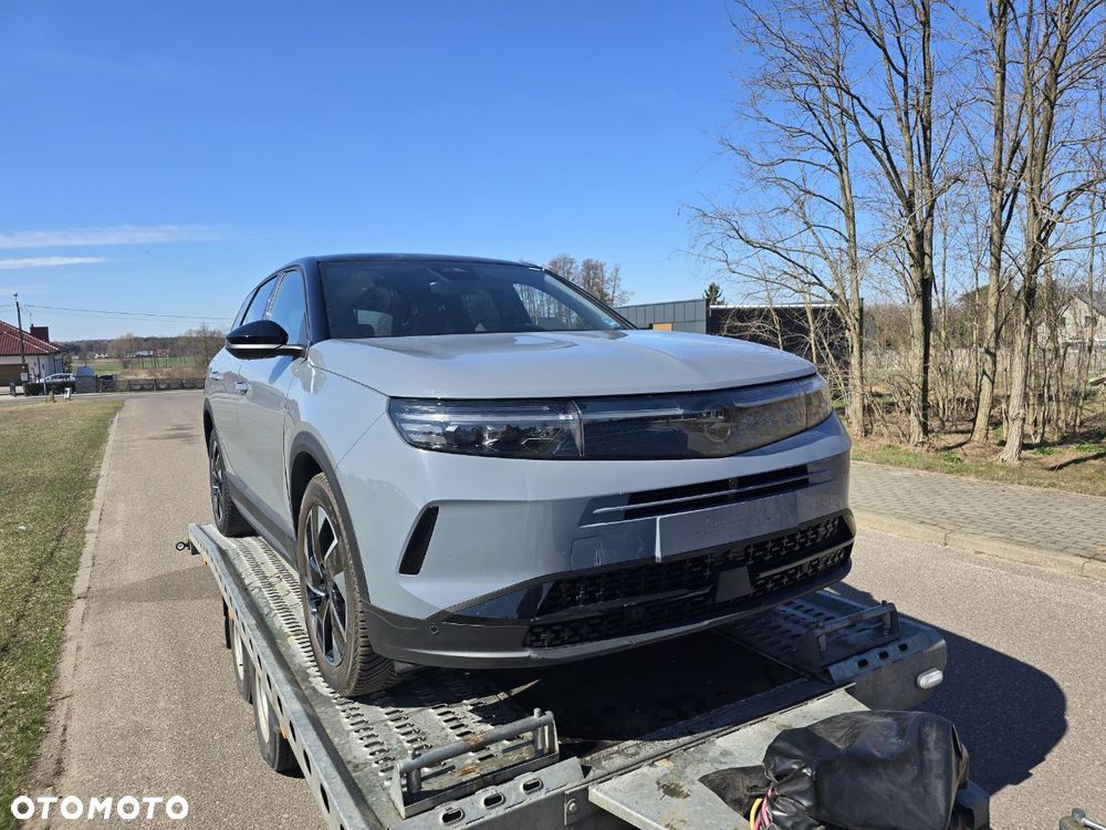 Opel Grandland 1.2 DI Hybrid 48 V Automatik GS - 2