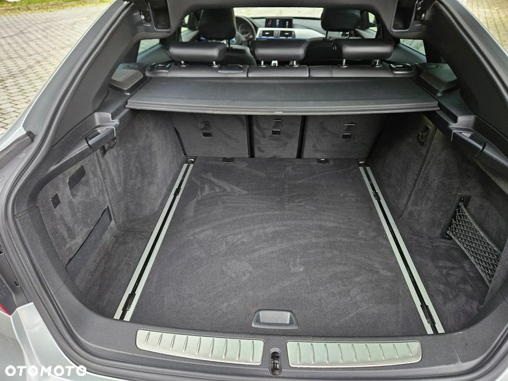 BMW 3GT 335i xDrive - 8