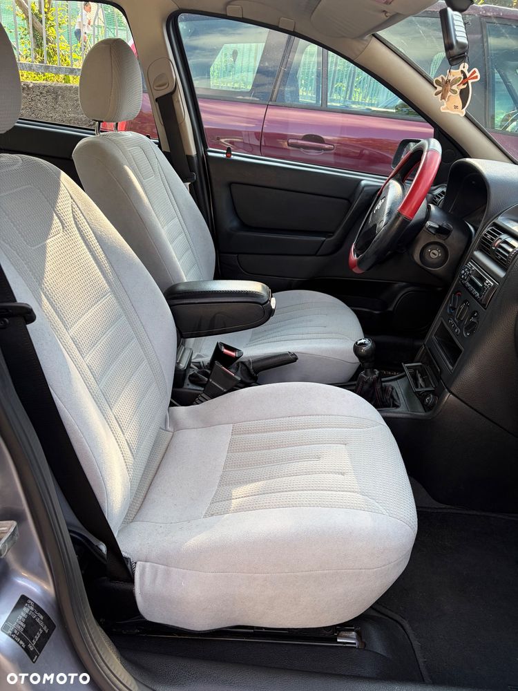 Opel Astra 1.4 Start - 8