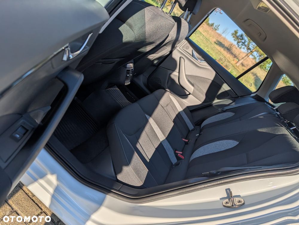 Skoda Kamiq 1.0 TSI Selection DSG - 21