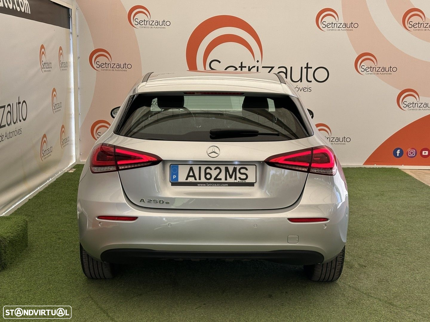 Mercedes-Benz A 250 e Style Plus - 6