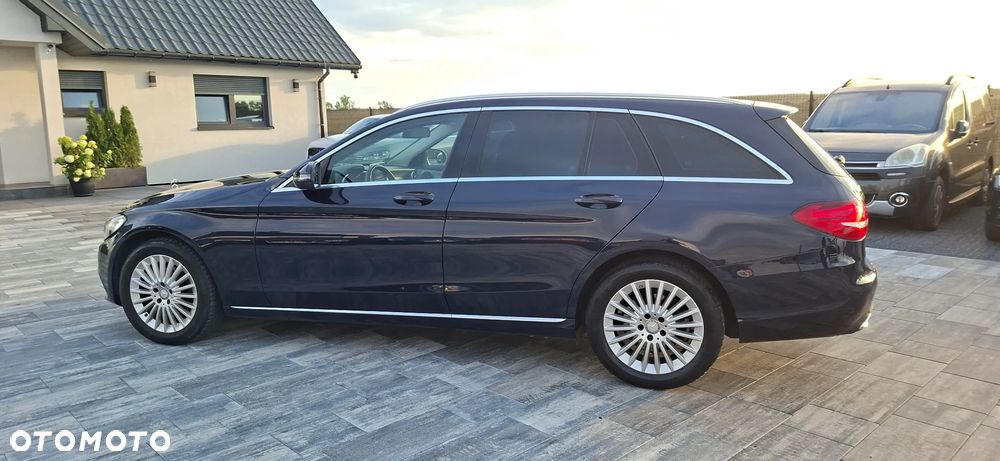 Mercedes-Benz Klasa C 180 7G-TRONIC Avantgarde - 17