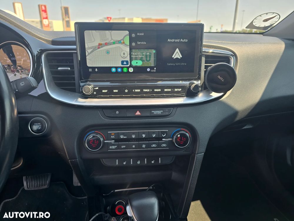 Kia Ceed - 14