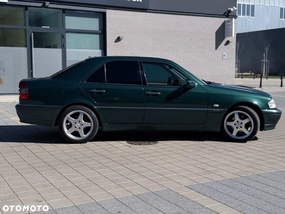 Mercedes-Benz Klasa C 230 Elegance - 3