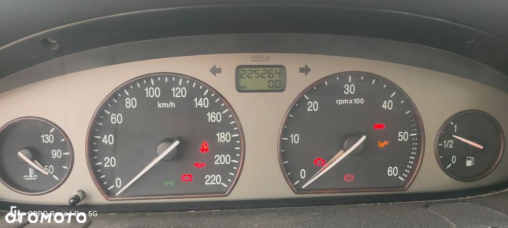 Lancia Lybra 1.9 JTD Emblema - 9