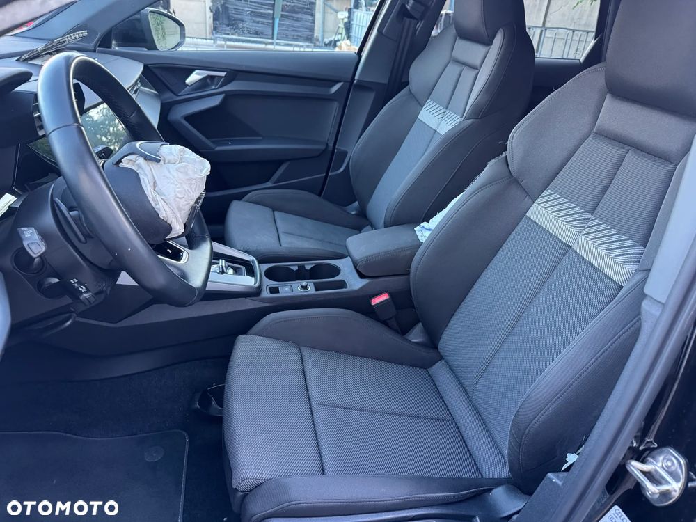Audi A3 Sportback 2.0 TDI S tronic S line Sportpaket - 5