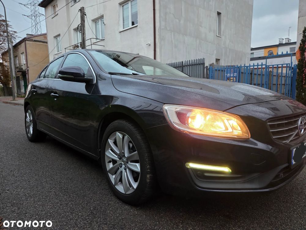 Volvo S60 D3 Drive-E Momentum - 15