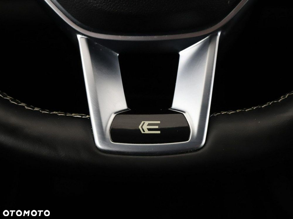 Renault Arkana 1.6 E-TECH E-Tech Engineered MMT - 33