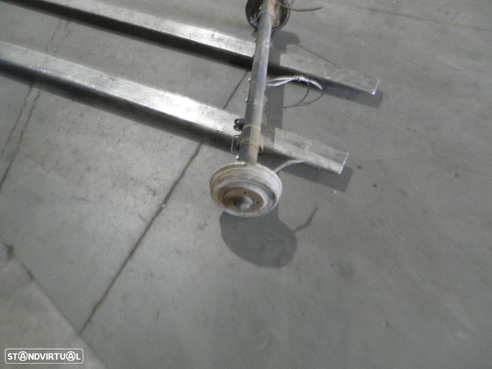 Eixo EIX521 VW CADDY 2 1999 1.9D TRAS CUBOS COMPLETO - 1