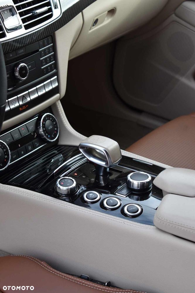 Mercedes-Benz CLS 63 AMG S 4-Matic - 13