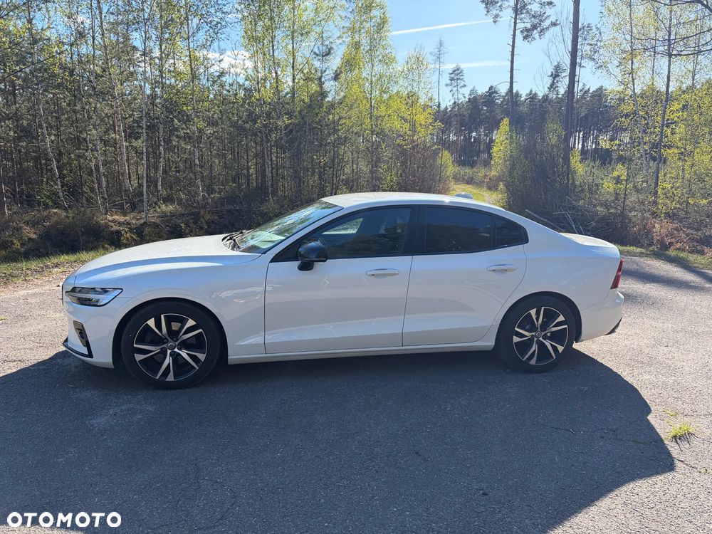 Volvo S60 B4 B R-Design - 5