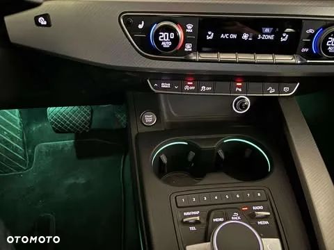 Audi A4 Allroad - 28