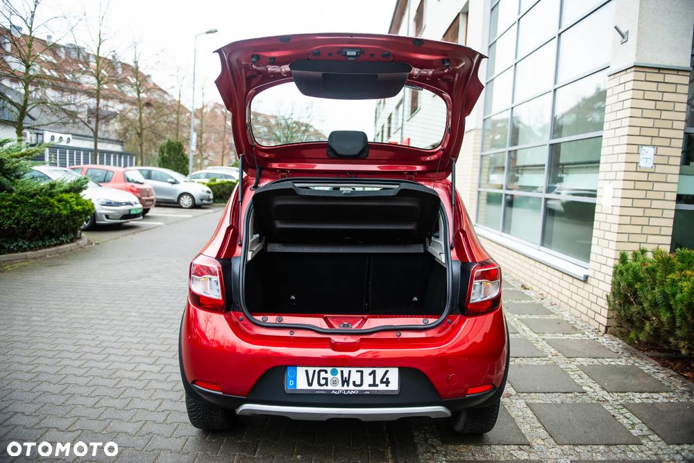 Dacia Sandero TCe 90 Celebration - 7