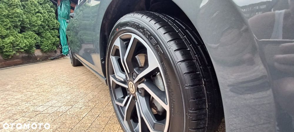 Volkswagen Golf 1.5 TSI OPF Life - 24