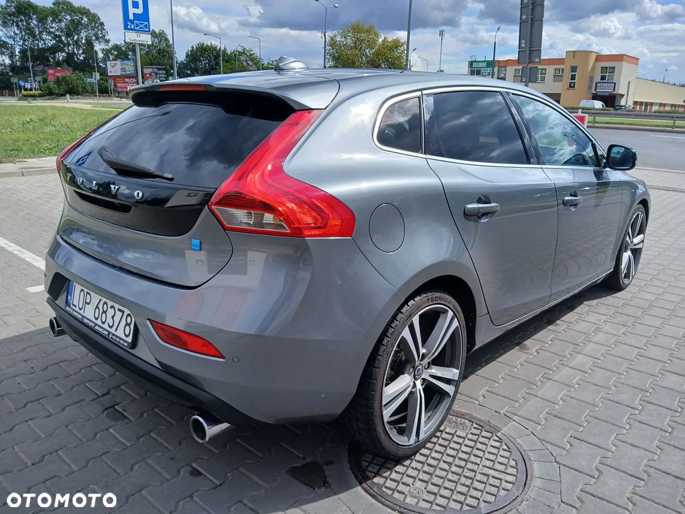 Volvo V40 D4 Drive-E Ocean Race - 6
