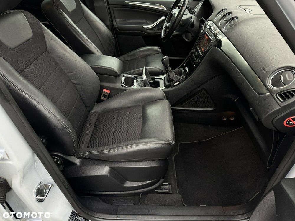 Ford Galaxy 2.0 TDCi Platinium X (Titanium) - 17