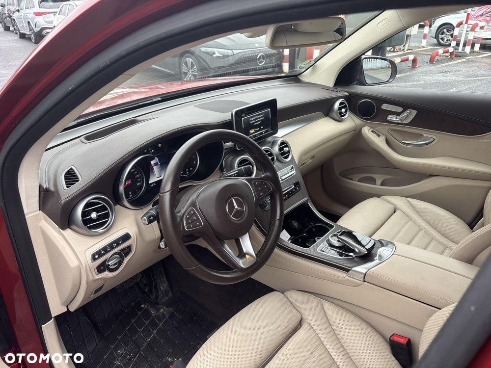 Mercedes-Benz GLC - 14