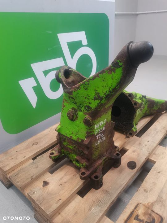 Obudowa osi 045568 {Merlo P....} - 3