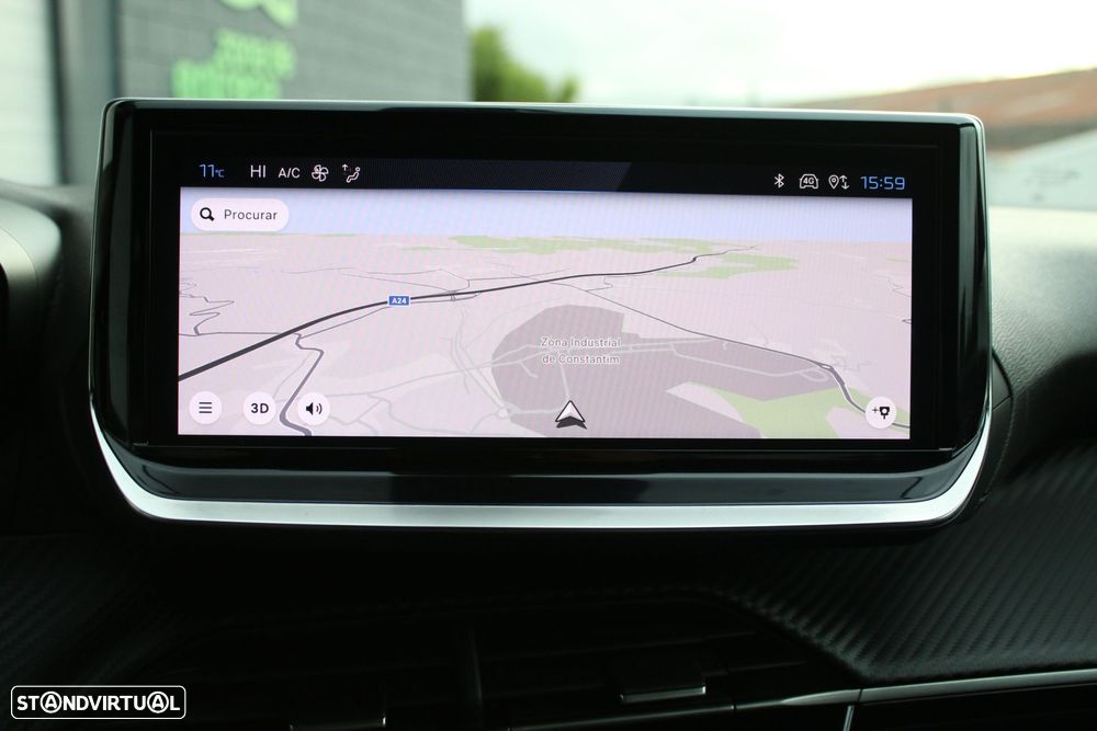 Peugeot 2008 1.2 PureTech Allure - 29