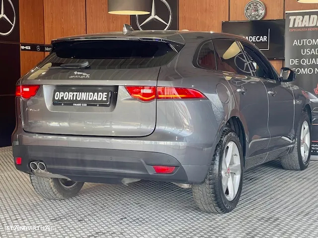 Jaguar F-Pace 20d Aut. R-Sport - 17