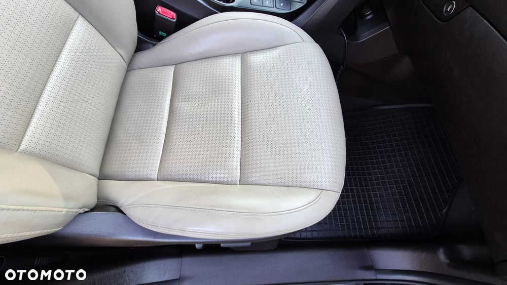 Hyundai Santa Fe - 30