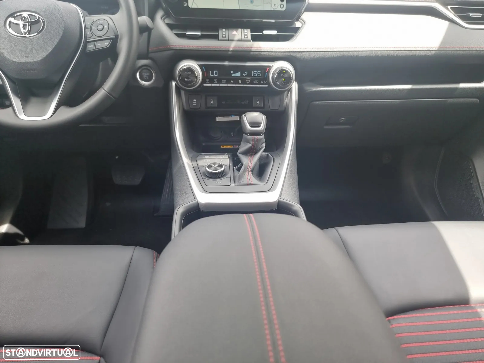 Toyota RAV4 2.5 HDF Square Collection AWD-i - 12
